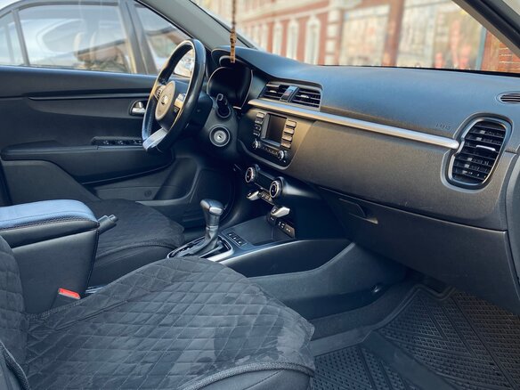 2018 Kia Rio IV, белый, 1750000 рублей - вид 10