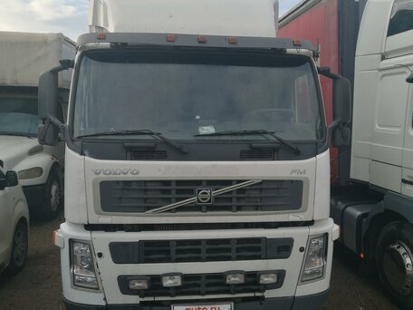 2005 Volvo FM, белый, 990000 рублей, вид 2