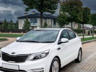 2015 Kia Rio III Рестайлинг, белый, 980000 рублей, вид 1
