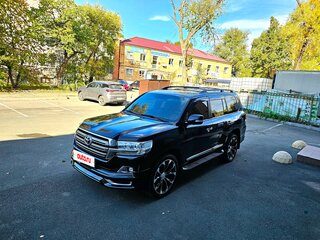 2015 Toyota Land Cruiser 200 Series Рестайлинг 2, чёрный, 5900000 рублей, вид 1
