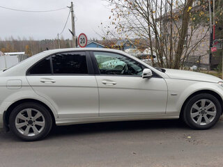 2010 Mercedes-Benz C-Класс 180 BlueEFFICIENCY III (W204), белый, 680000 рублей, вид 2