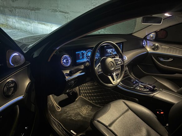 2019 Mercedes-Benz E-Класс 200 V (W213, S213, C238), чёрный, 3550000 рублей - вид 9