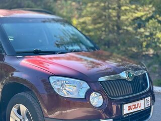 2011 Skoda Yeti I, пурпурный, 799000 рублей, вид 2
