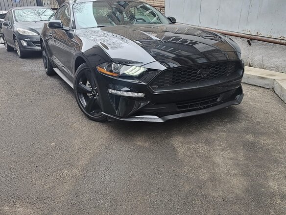 2023 Ford Mustang VI Рестайлинг, чёрный, 3190000 рублей