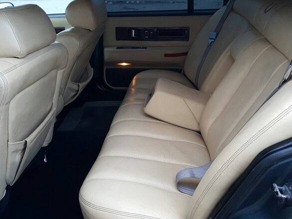 1993 Cadillac Fleetwood II, зелёный - вид 15