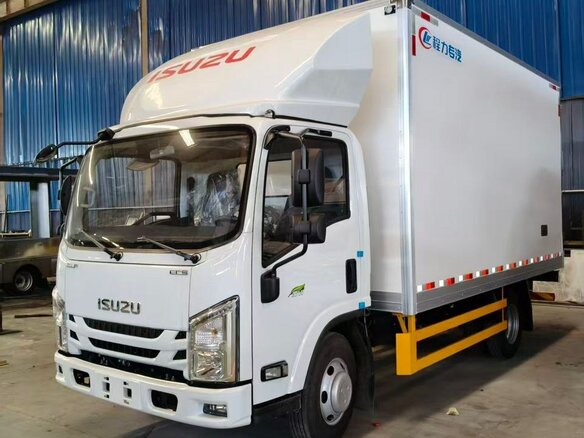 2026 Isuzu Elf (N-series), белый, 4800000 рублей - вид 23