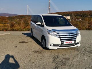 2015 Toyota Noah III (R80), пурпурный, 1900000 рублей, вид 4