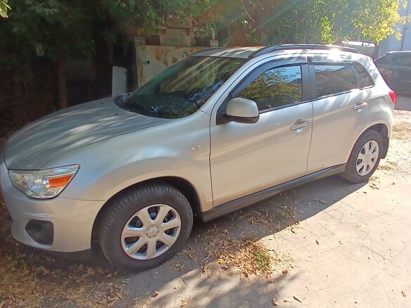 2012 Mitsubishi ASX I Рестайлинг, серебристый, 770000 рублей - вид 5