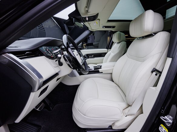 2025 Land Rover Range Rover P530 MHEV Long V, чёрный, 25970000 рублей - вид 11