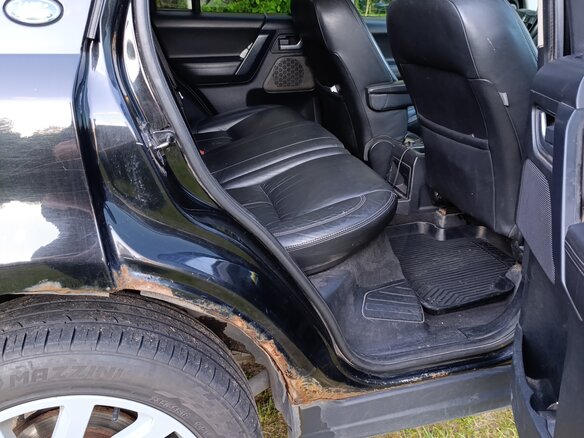 2010 Land Rover Freelander II Рестайлинг, чёрный, 1300000 рублей - вид 8