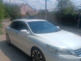 2013 Honda Accord IX, белый, 1550000 рублей, вид 3