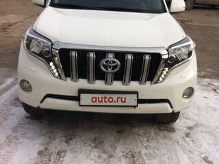 2014 Toyota Land Cruiser Prado 150 Series Рестайлинг 1, белый, 3200000 рублей, вид 1