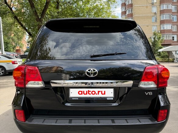 2014 Toyota Land Cruiser 200 Series Рестайлинг 1, чёрный, 4000000 рублей - вид 5