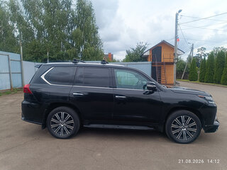 2017 Lexus LX 570 III Рестайлинг 2, чёрный, 6100000 рублей, вид 3