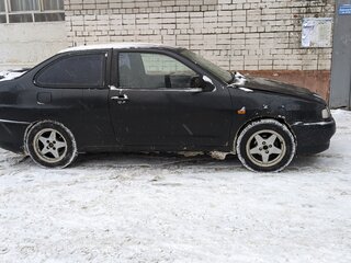 1997 SEAT Cordoba I, чёрный, 450000 рублей, вид 1