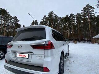 2018 Lexus LX 570 III Рестайлинг 2, белый, 11380000 рублей, вид 5