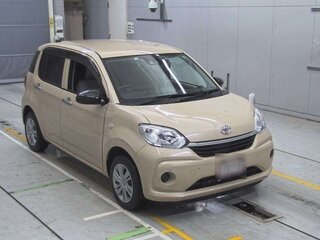 2016 Toyota Passo III, бежевый, 630000 рублей, вид 2