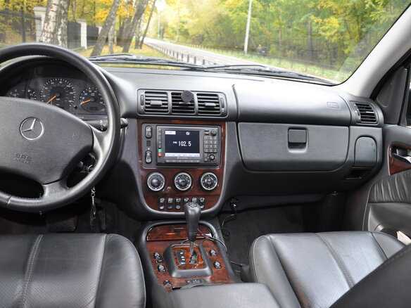 2002 Mercedes-Benz M-Класс 320 I (W163) Рестайлинг, чёрный - вид 6