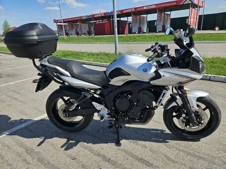 2008 Yamaha FZ6, серебристый, 500000 рублей, вид 3