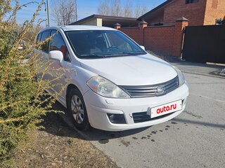 2011 Nissan Tiida I Рестайлинг, белый, 750000 рублей, вид 2
