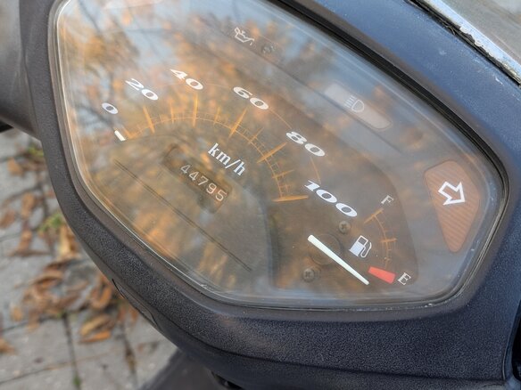 1998 Honda Lead 100, серебристый, 65000 рублей - вид 8