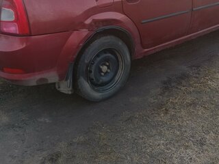 2010 Renault Logan I Рестайлинг, красный, 400000 рублей, вид 3