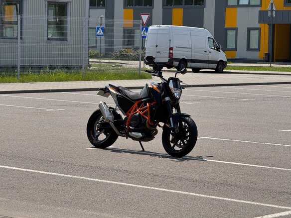 2012 KTM 690 Duke, чёрный, 450000 рублей - вид 13