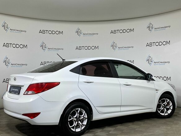 2016 Hyundai Solaris I Рестайлинг, белый - вид 2