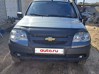 2011 Chevrolet Niva I Рестайлинг, серый, 720000 рублей, вид 2