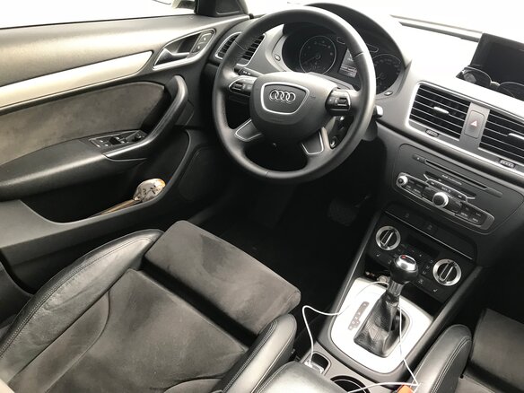 2012 Audi Q3 I (8U), белый - вид 10