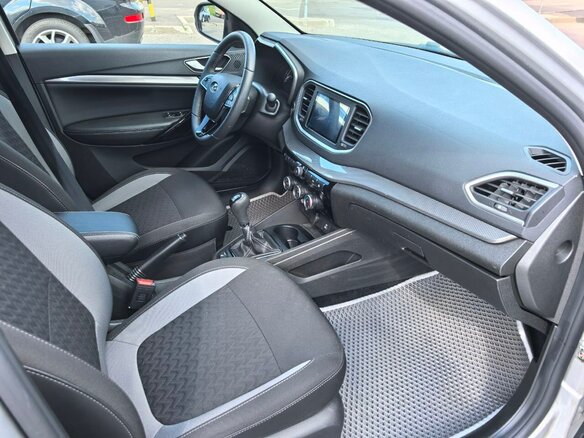 2024 Lada (ВАЗ) Vesta I Рестайлинг (NG), серебристый, 1550000 рублей - вид 5