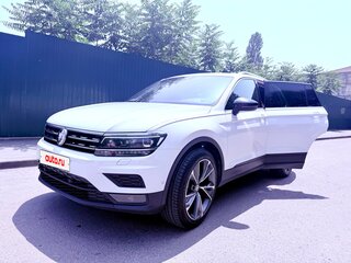 2019 Volkswagen Tiguan II, белый, 3300000 рублей, вид 2