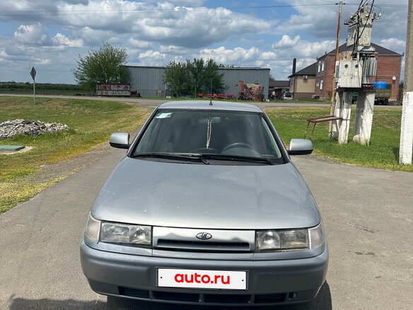 2002 Lada (ВАЗ) 2110, серебристый, 210000 рублей