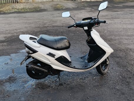 1999 Yamaha Jog, белый, 45000 рублей, вид 2