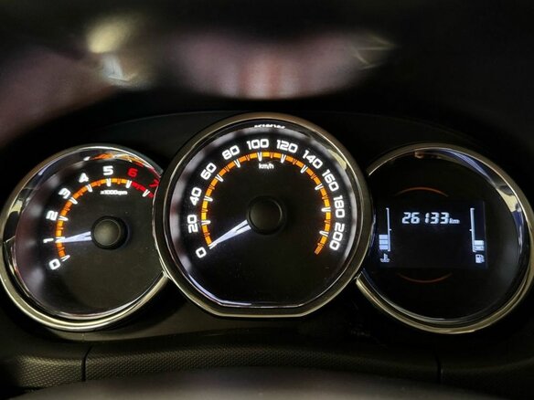 2024 Lada (ВАЗ) Largus I Рестайлинг, белый, 1165000 рублей - вид 10