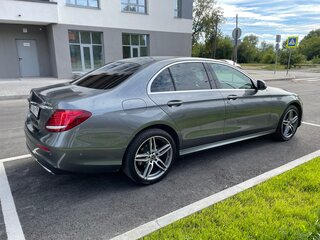 2018 Mercedes-Benz E-Класс 220 d V (W213, S213, C238), серый, 4200000 рублей, вид 5