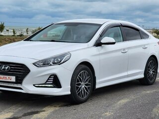 2018 Hyundai Sonata VII (LF) Рестайлинг, белый, 1850000 рублей, вид 1