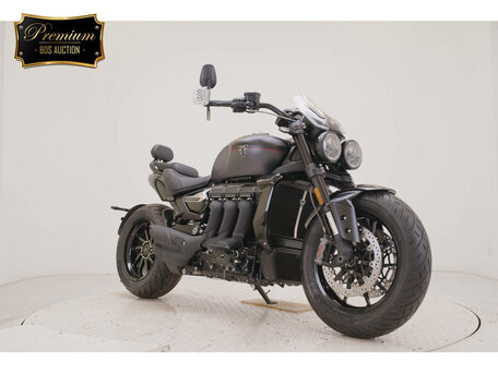 2026 Triumph Rocket 3, чёрный, 3000000 рублей, вид 3