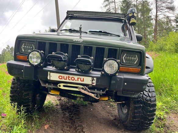 1997 Jeep Cherokee II (XJ) Рестайлинг, зелёный