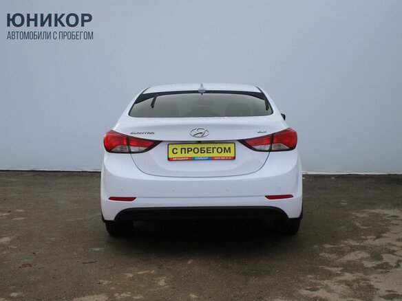 2014 Hyundai Elantra V (MD) Рестайлинг, белый - вид 5