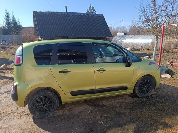 2011 Citroen C3 Picasso I, зелёный, 280000 рублей - вид 4