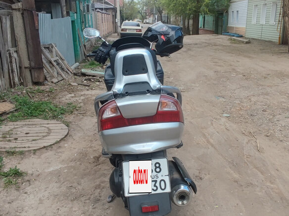 2003 Suzuki Burgman (SkyWave) 400, серебристый, 180000 рублей - вид 12