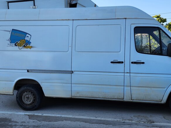1998 Mercedes-Benz Sprinter, белый, 1200000 рублей - вид 1