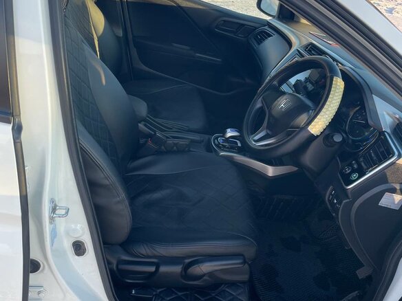 2017 Honda Grace I, белый, 1100000 рублей - вид 12