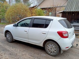 2015 Renault Sandero II, белый, 700000 рублей, вид 4