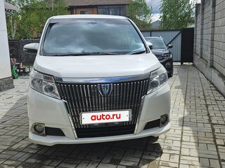 2015 Toyota Esquire I, белый, 1990000 рублей, вид 1