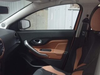 2022 Lada (ВАЗ) XRAY Cross I, оранжевый, 1890000 рублей, вид 4