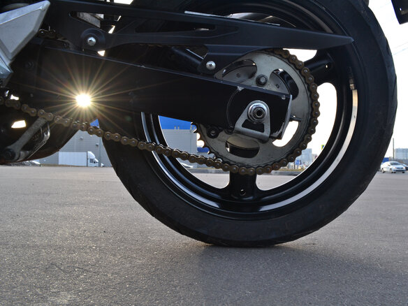 2008 Suzuki SV 650, серебристый - вид 13
