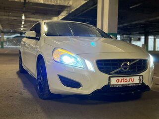 2011 Volvo S60 II, белый, 1320000 рублей, вид 4