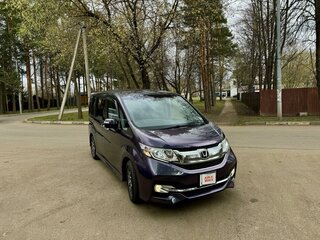 2017 Honda Stepwgn Spada V Рестайлинг, фиолетовый, 2500000 рублей, вид 1